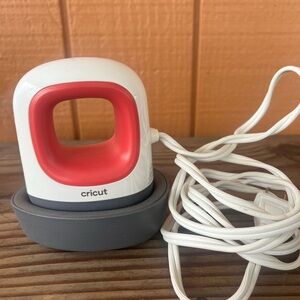 Cricut easy press mini red